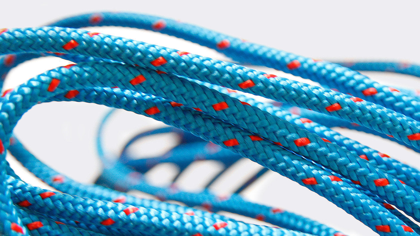 Racer CC78 - Superior high-performance line made with Dyneema® fibres.